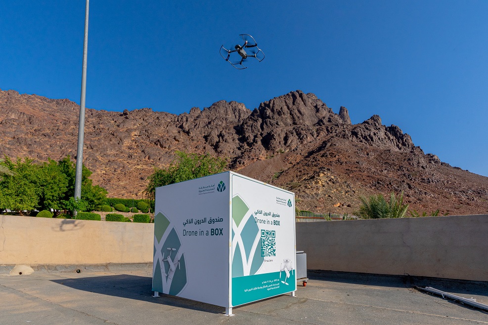 صورة درون ذكي ترصد التشوهات البصرية في المدينة