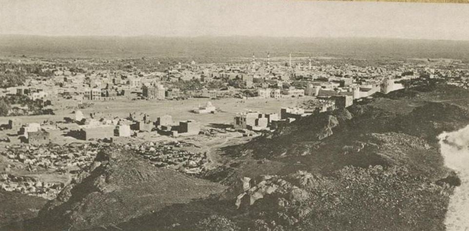 المدينة المنورة قديمًا مع ملامح عمرانية وتراثية